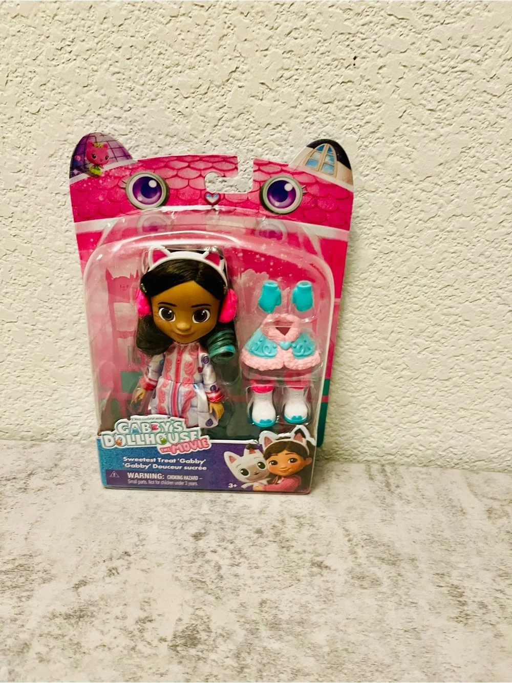 Gabby’s Dollhouse Sweetest The Movie Gabby Doll with Outfit - Pink & Teal